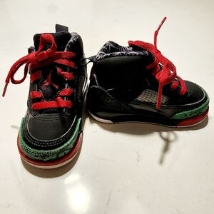 Nike Air Jordan Spizike Size Toddler 5C Black Hi-Top Sneakers Varsity Red Green
